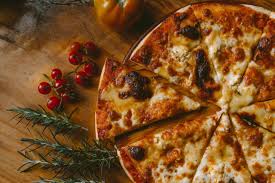 Yöresel Peynirli Pizza