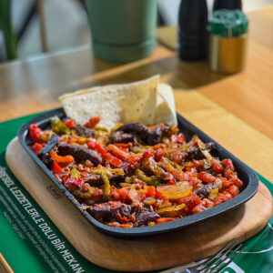 KIRMIZI ETLER & KÖFTELER