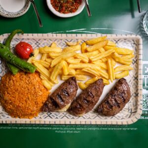 Kaşarlı Köfte